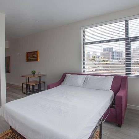 Cali King Size One Bedroom Luxurious Suite In Dtsd サンディエゴ エクステリア 写真